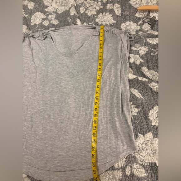 Express Light Lightweight Gray Scoop Neck Tank with Ruched Shoulder Tie - Picture 6 of 8